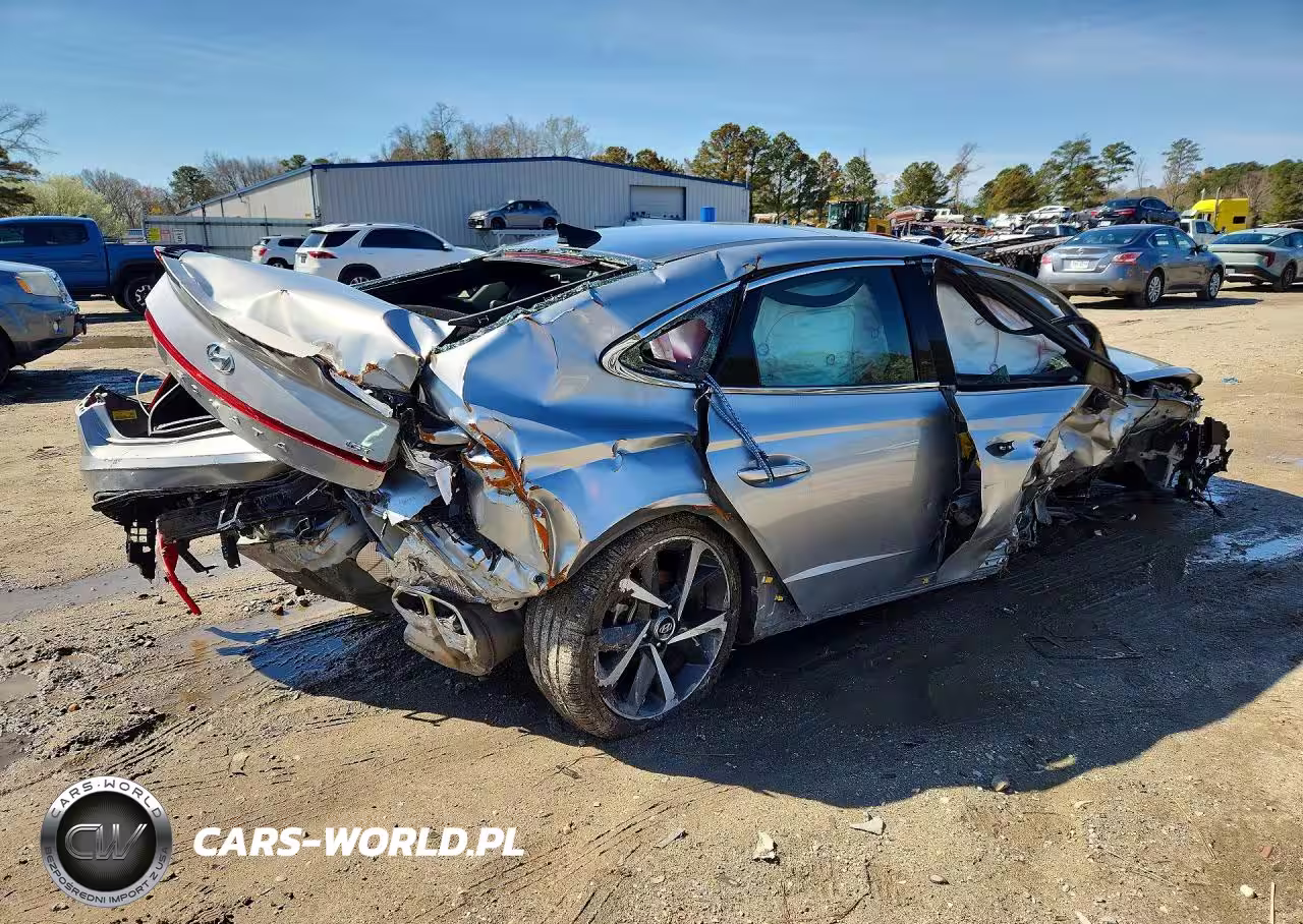 2022 Hyundai Sonata Sel Plus VIN:5NPEJ4J29NH136812 - 3