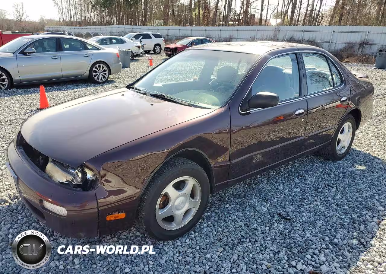 1997 Nissan Altima Xe