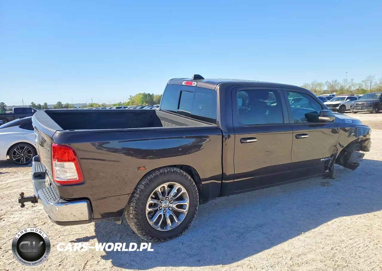2019 Ram 1500 Big Horn VIN:1C6SRFFT7KN747501 - 3