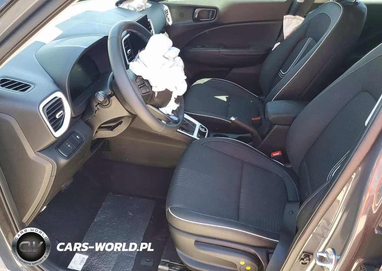 2025 Hyundai Venue Limited VIN:KMHRC8A34SU412497 - 7