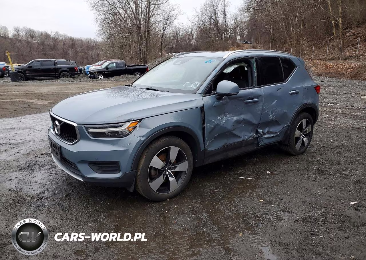 2020 Volvo Xc40 T5 Momentum