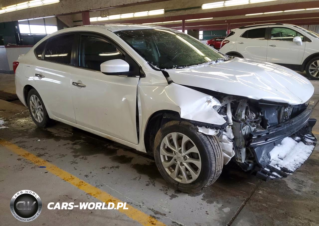 2018 Nissan Sentra S VIN:3N1AB7AP0JY335143 - 4