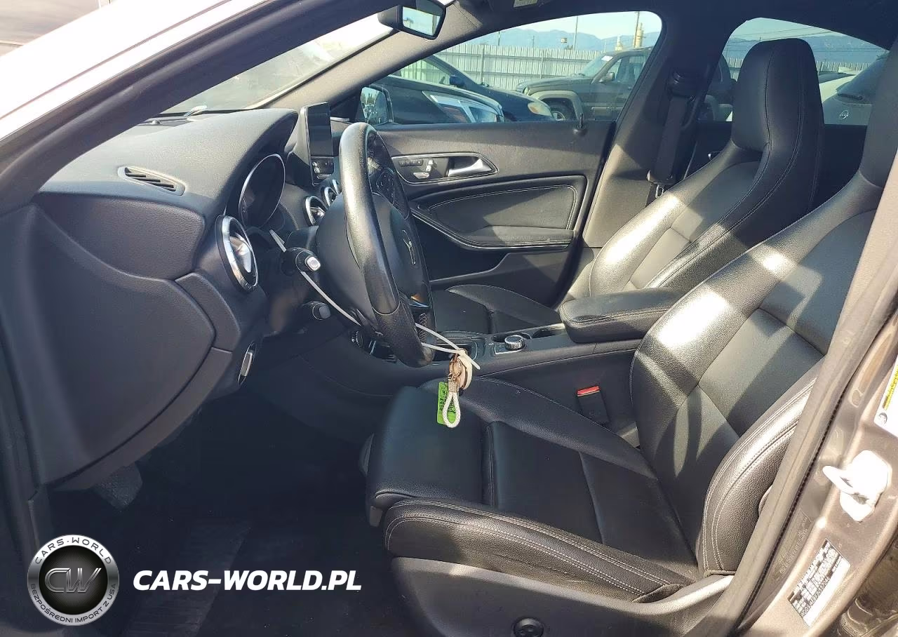 2018 Mercedes-Benz Cla250 VIN:WDDSJ4EBXJN557046 - 7