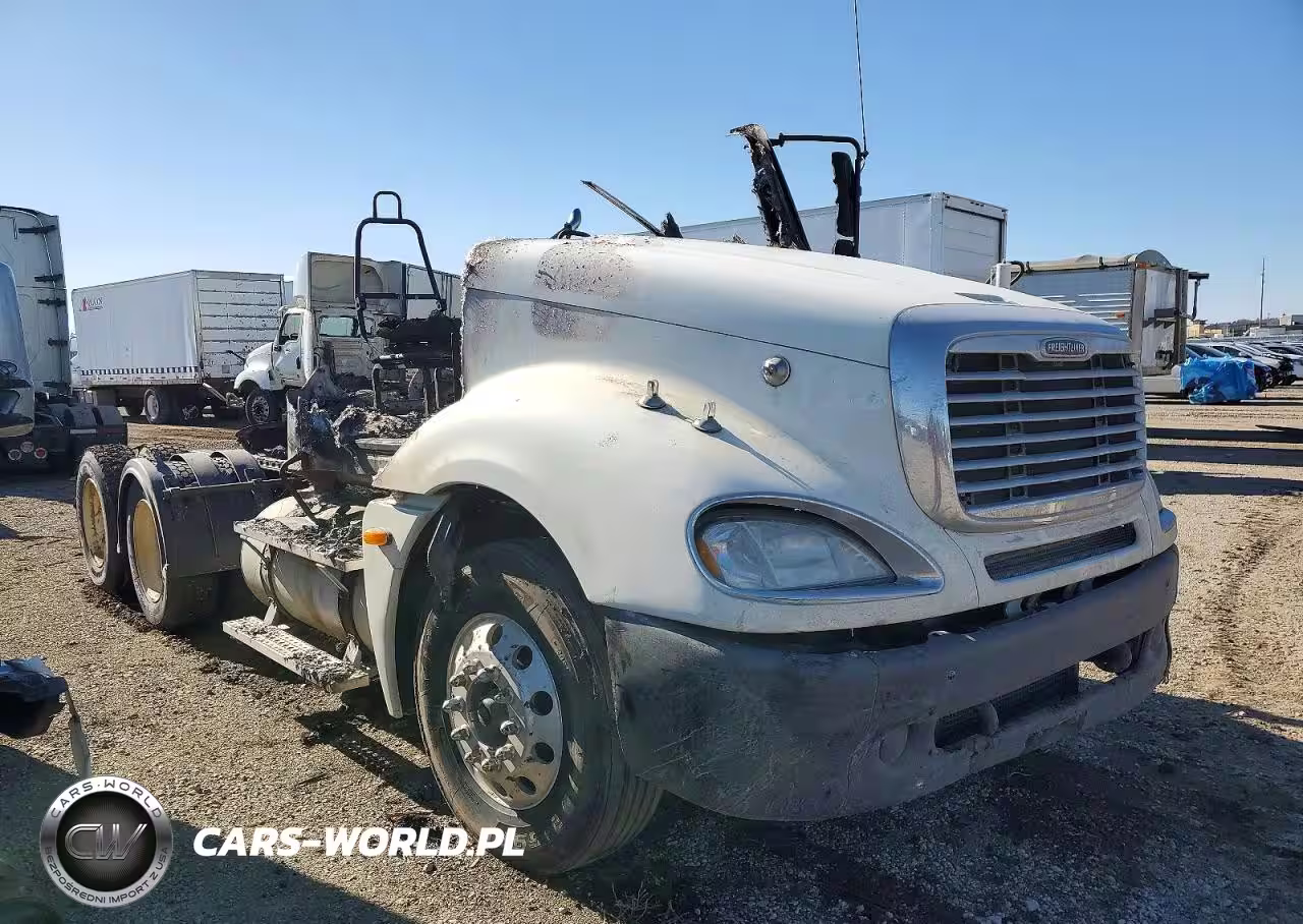 2005 Freightliner Conventional Columbia