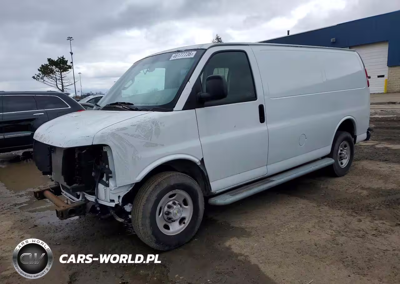 2022 Chevrolet Express G2500