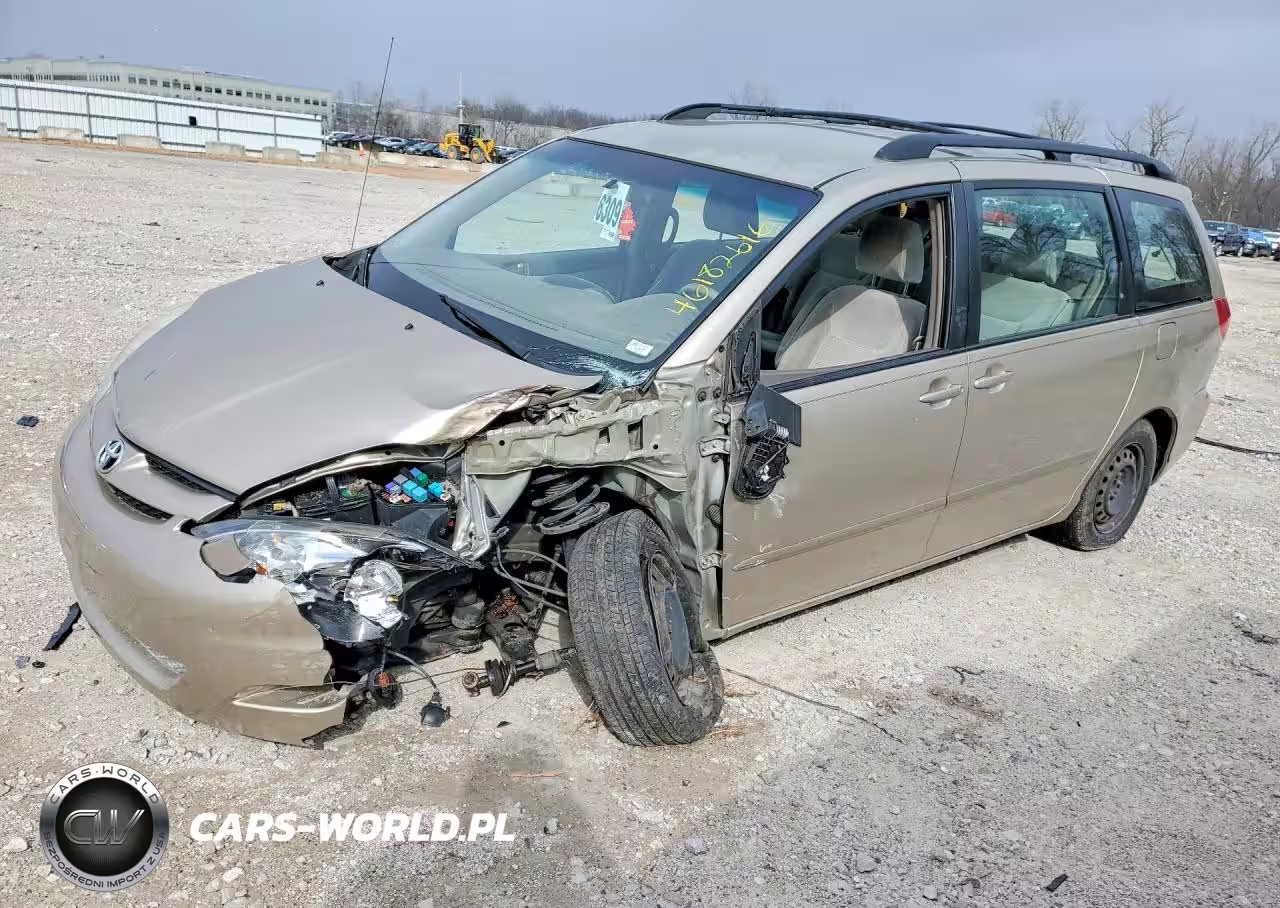 2010 Toyota Sienna Ce 7-Passenger