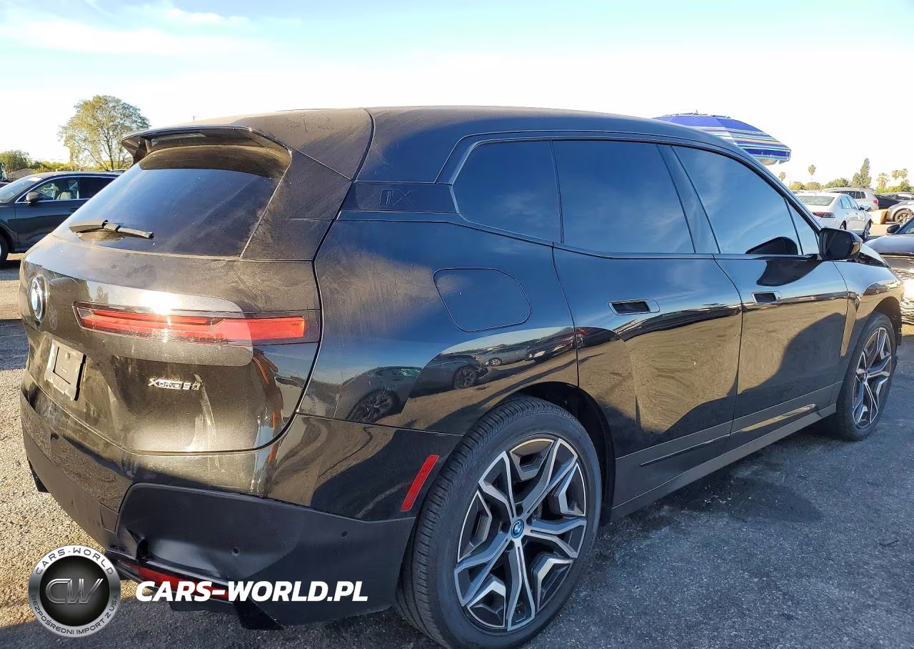 2024 BMW Ix xDrive50 VIN:WB523CF01RCN95800 - 3