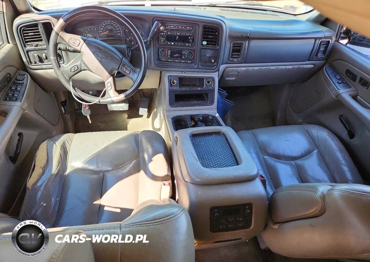 2005 Chevrolet Suburban C1500 VIN:3GNEC16Z15G220976 - 8