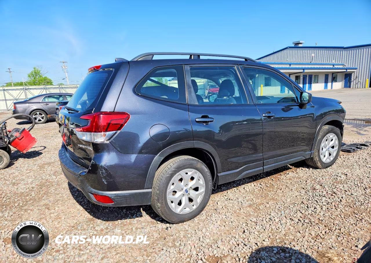 2019 Subaru Forester VIN:JF2SKACC4KH509206 - 3