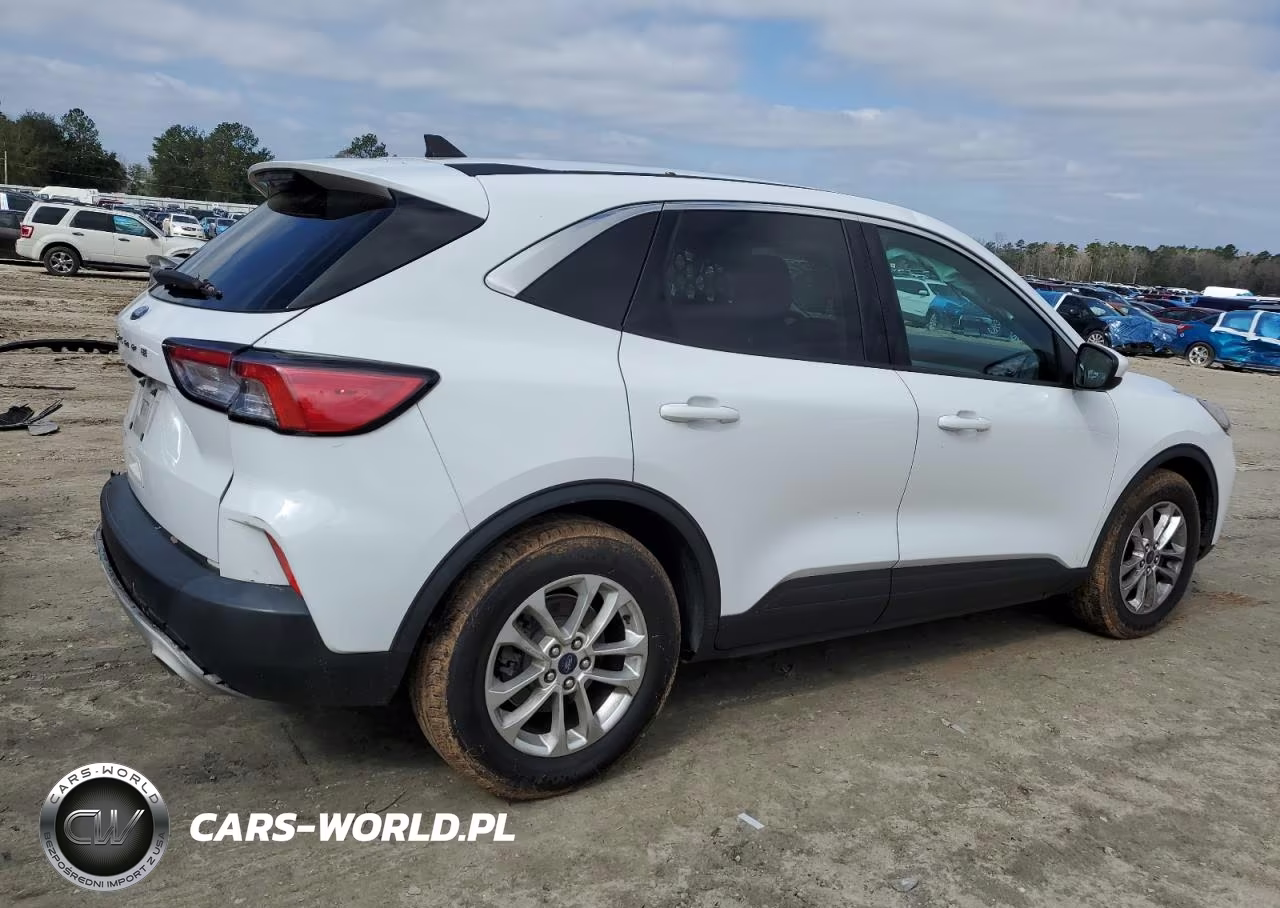 2021 Ford Escape Se VIN:1FMCU0G64MUA66122 - 3