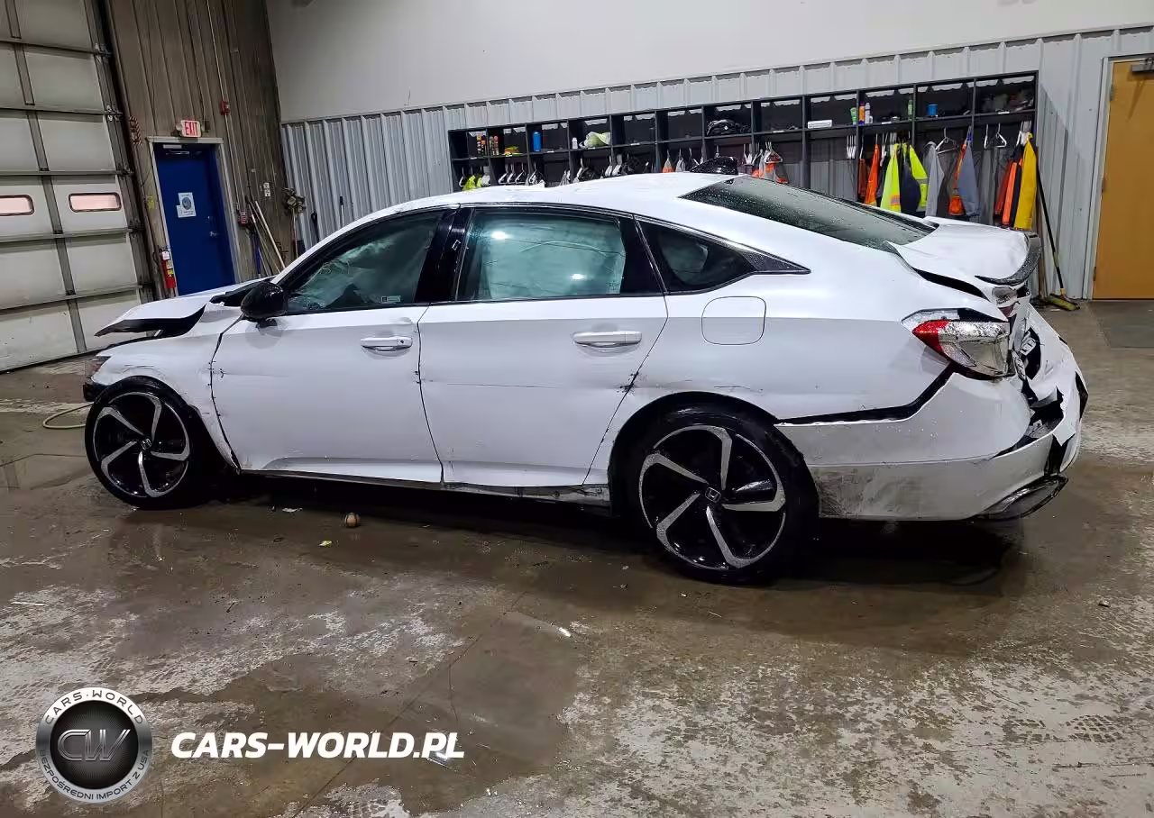 2022 Honda Accord Sport VIN:1HGCV1F3XNA111972 - 2