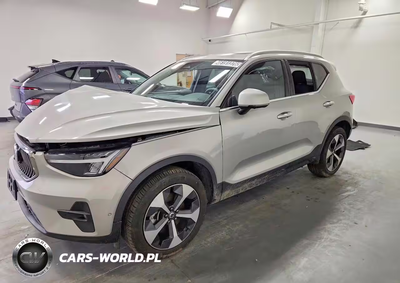 2025 Volvo Xc40 Plus