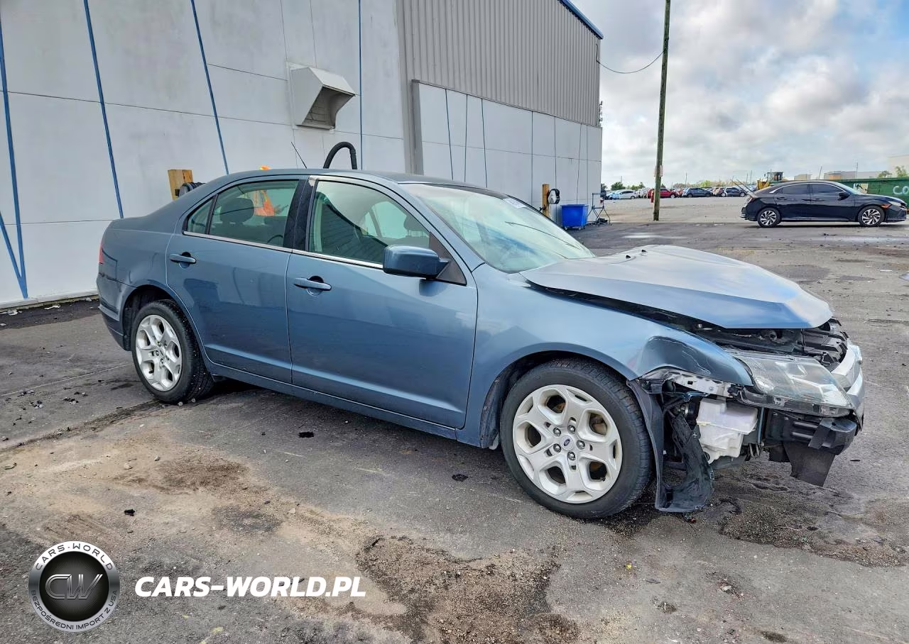 2011 Ford Fusion Se VIN:3FAHP0HA2BR119656 - 4