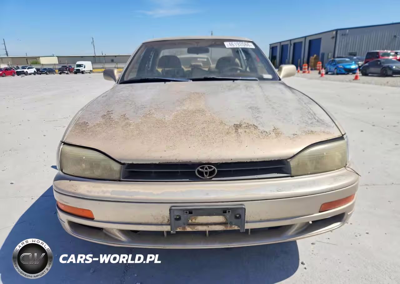 1993 Toyota Camry Le VIN:4T1SK12E2PU195678 - 5