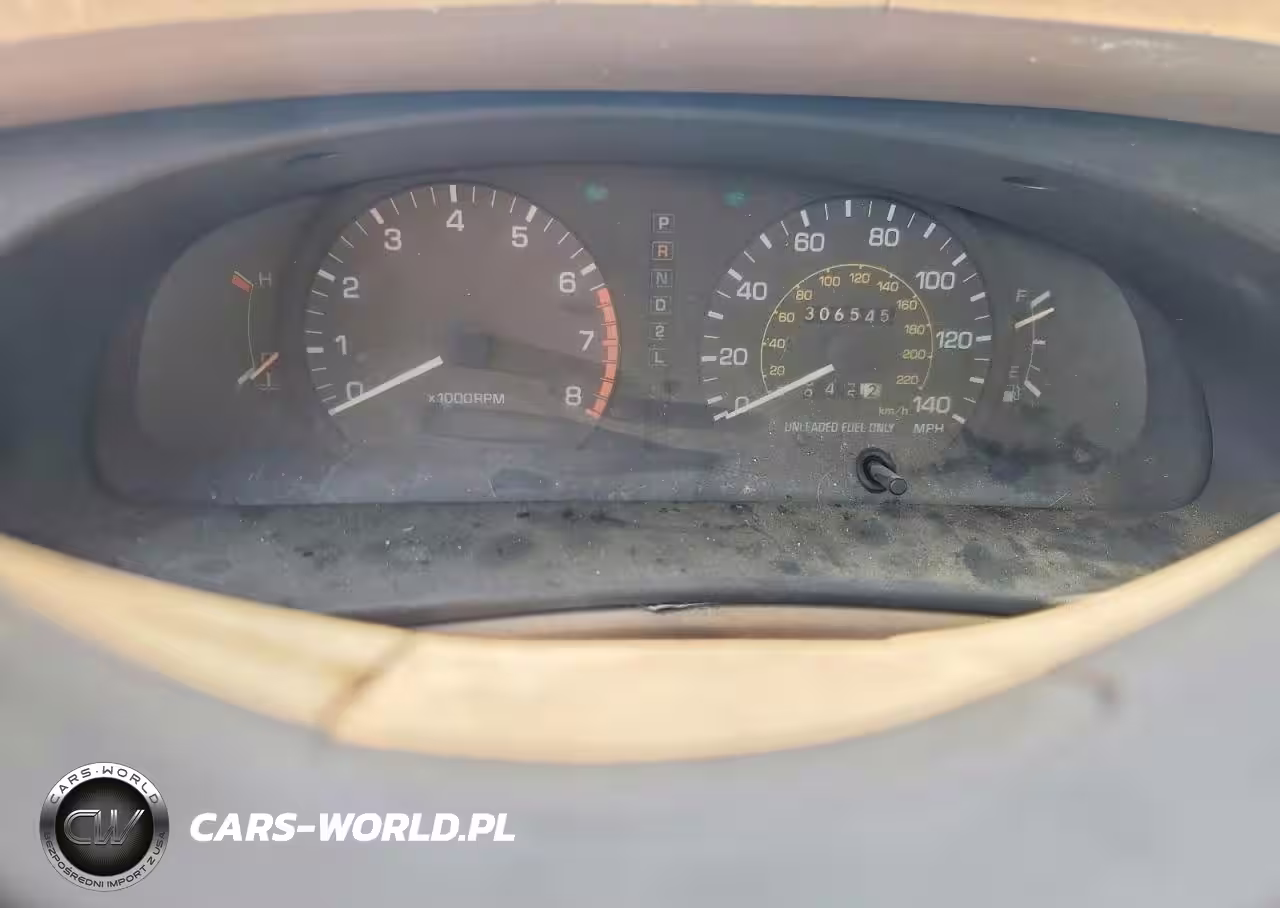 1993 Toyota Camry Le VIN:4T1SK12E2PU195678 - 9
