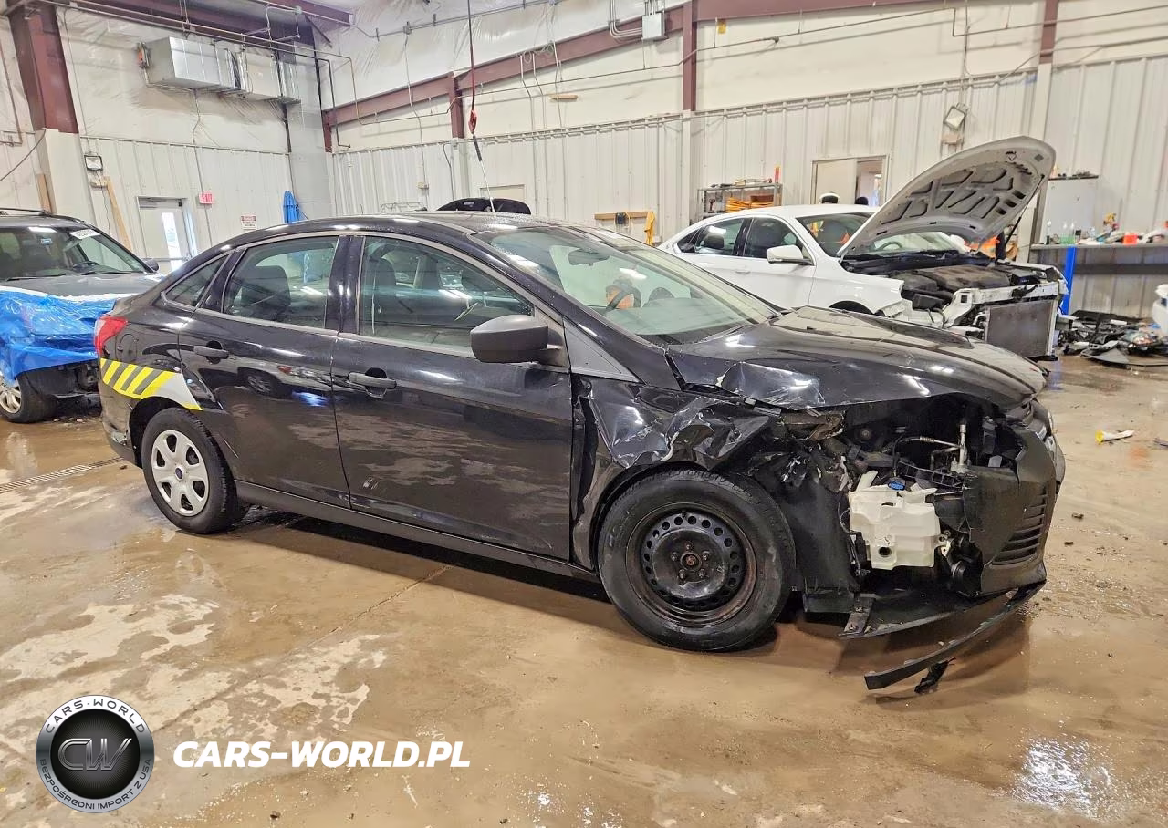 2013 Ford Focus S VIN:1FADP3E21DL203708 - 4