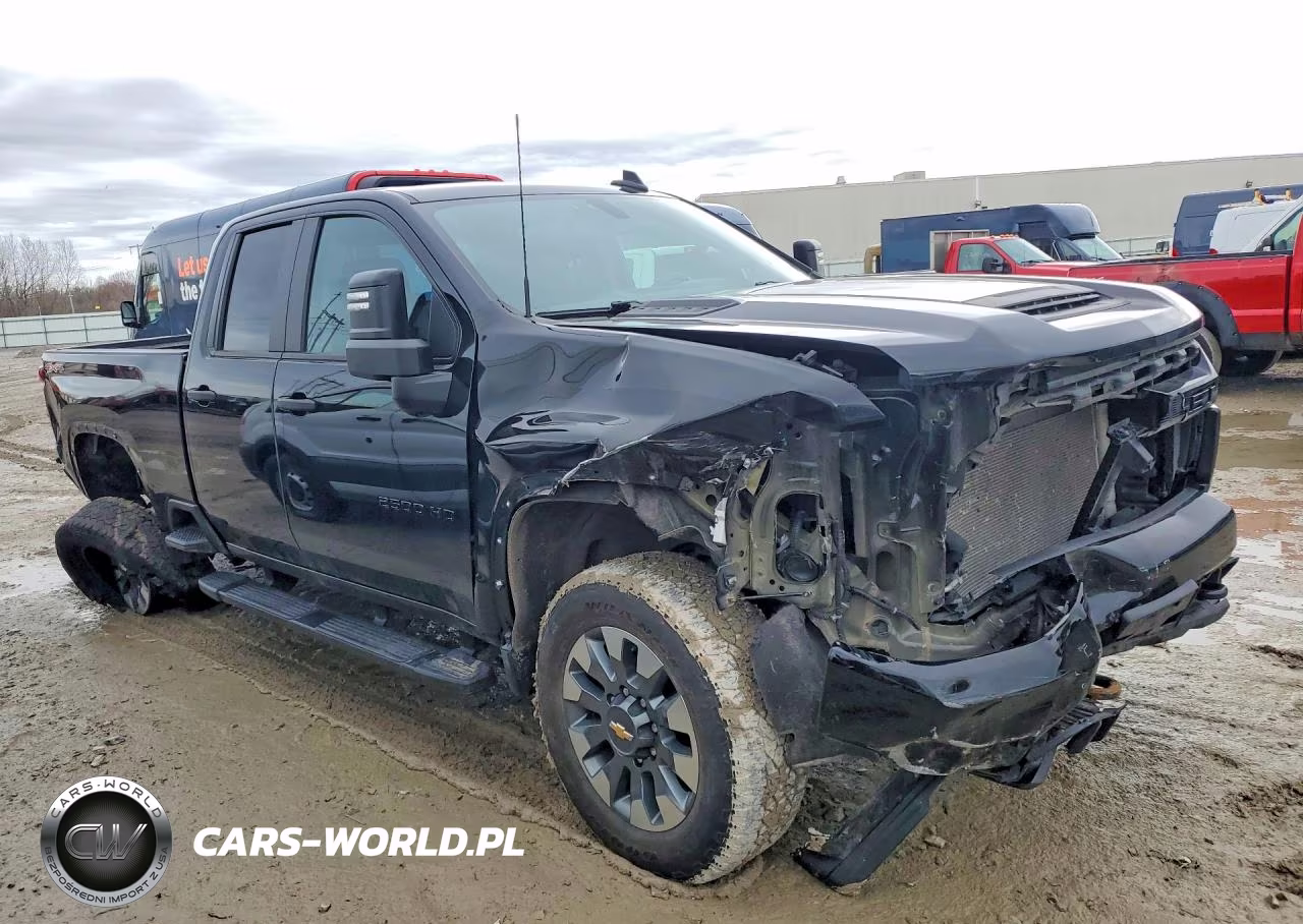 2023 Chevrolet Silverado K2500 Custom VIN:1GC5YME73PF158349 - 4