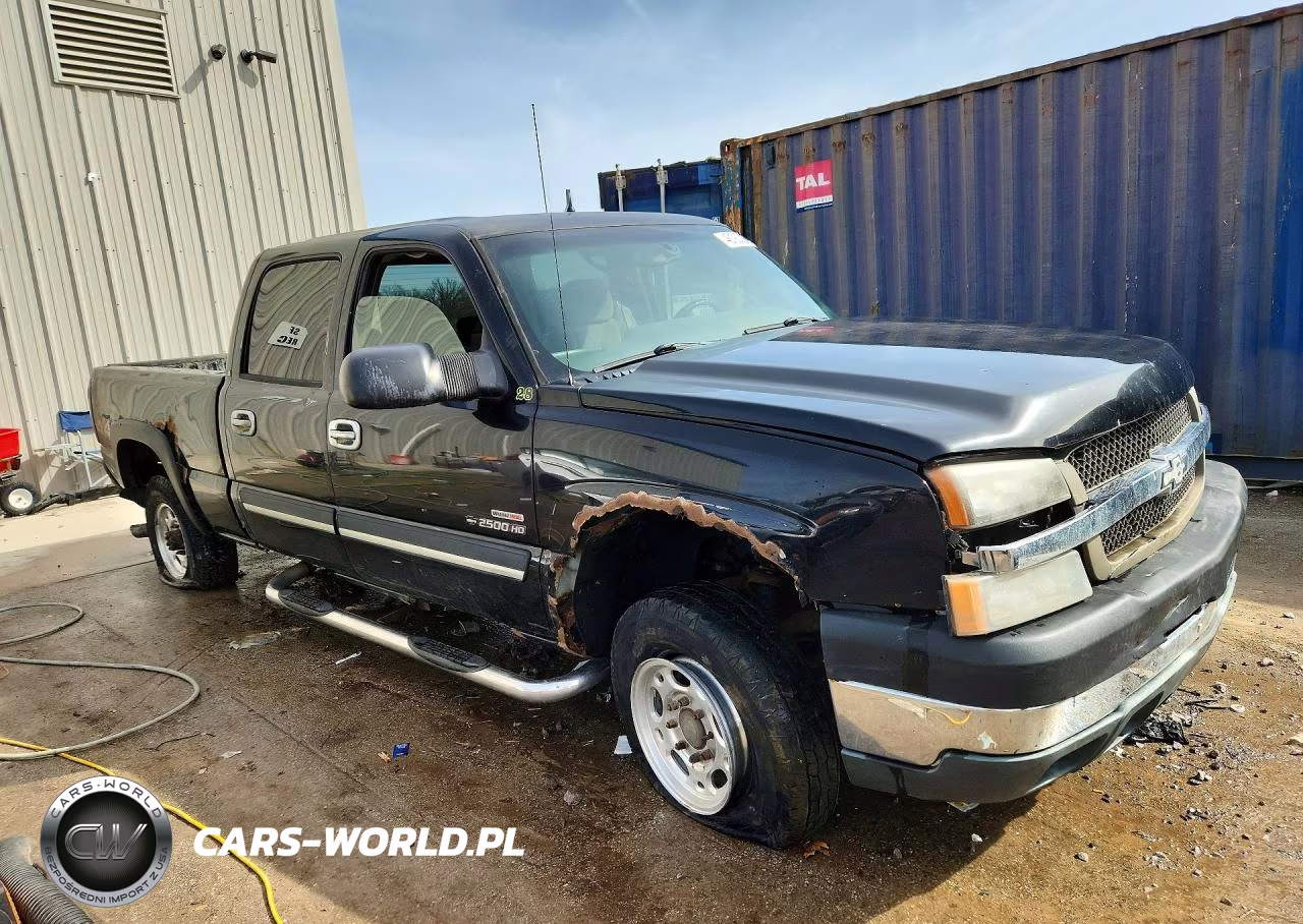 2005 Chevrolet Silverado K2500 Heavy Duty VIN:1GCHK23205F898545 - 4
