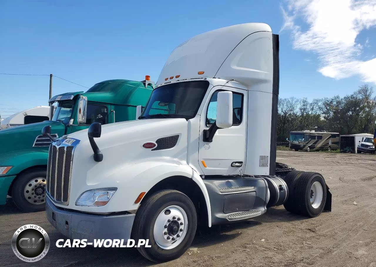 2017 Peterbilt 579 Semi Truck VIN:1XPBA48X5HD428857 - 2