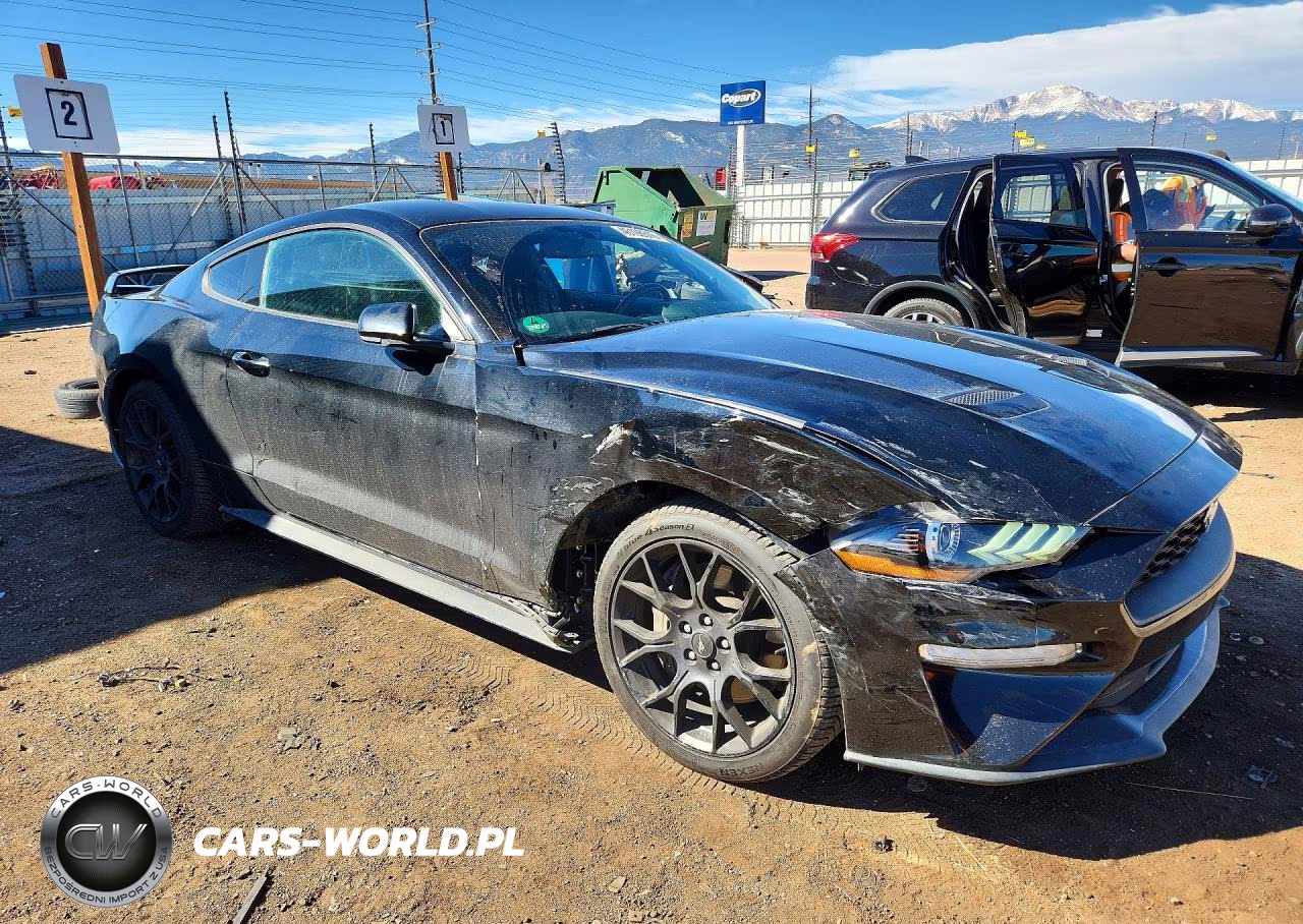 2018 Ford Mustang VIN:1FA6P8TH9J5145070 - 4
