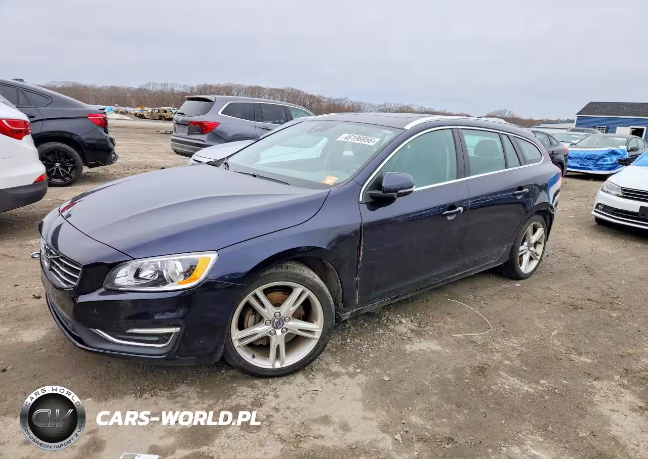 2016 Volvo V60 Premier