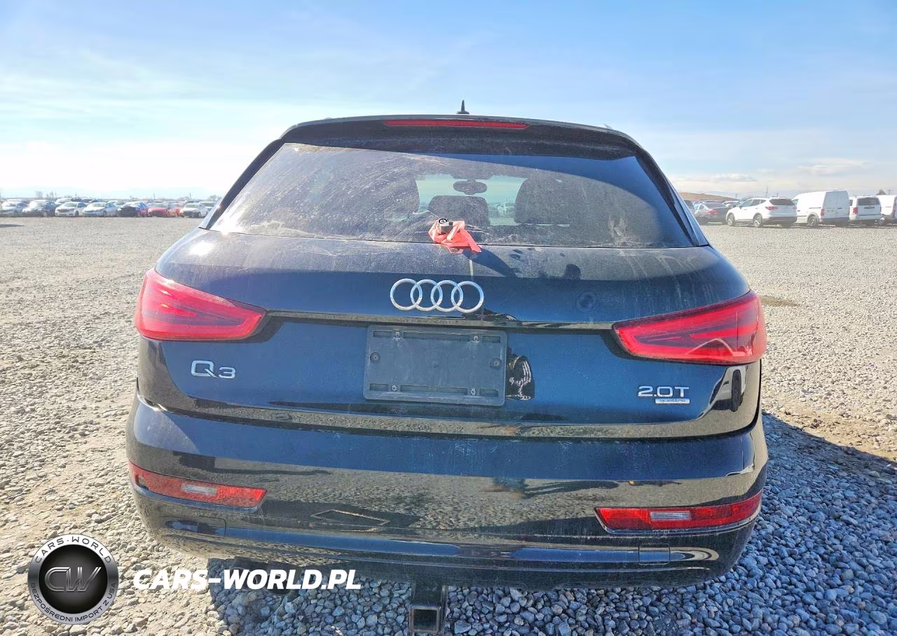 2015 Audi Q3 Premium Plus VIN:WA1EFCFS5FR004235 - 6
