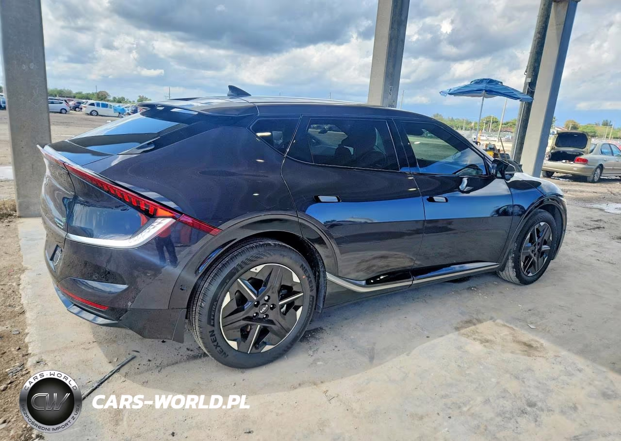 2025 Kia Ev6 Wind VIN:5XYC34JA4SG008182 - 3