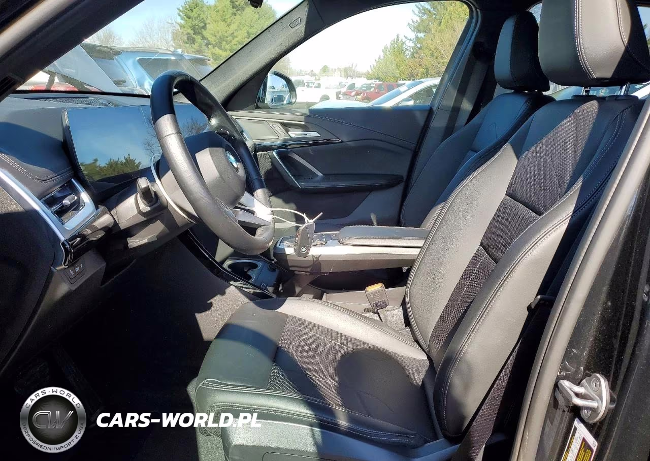 2024 BMW X1 xDrive28I VIN:WBX73EF0XR5Z28783 - 7