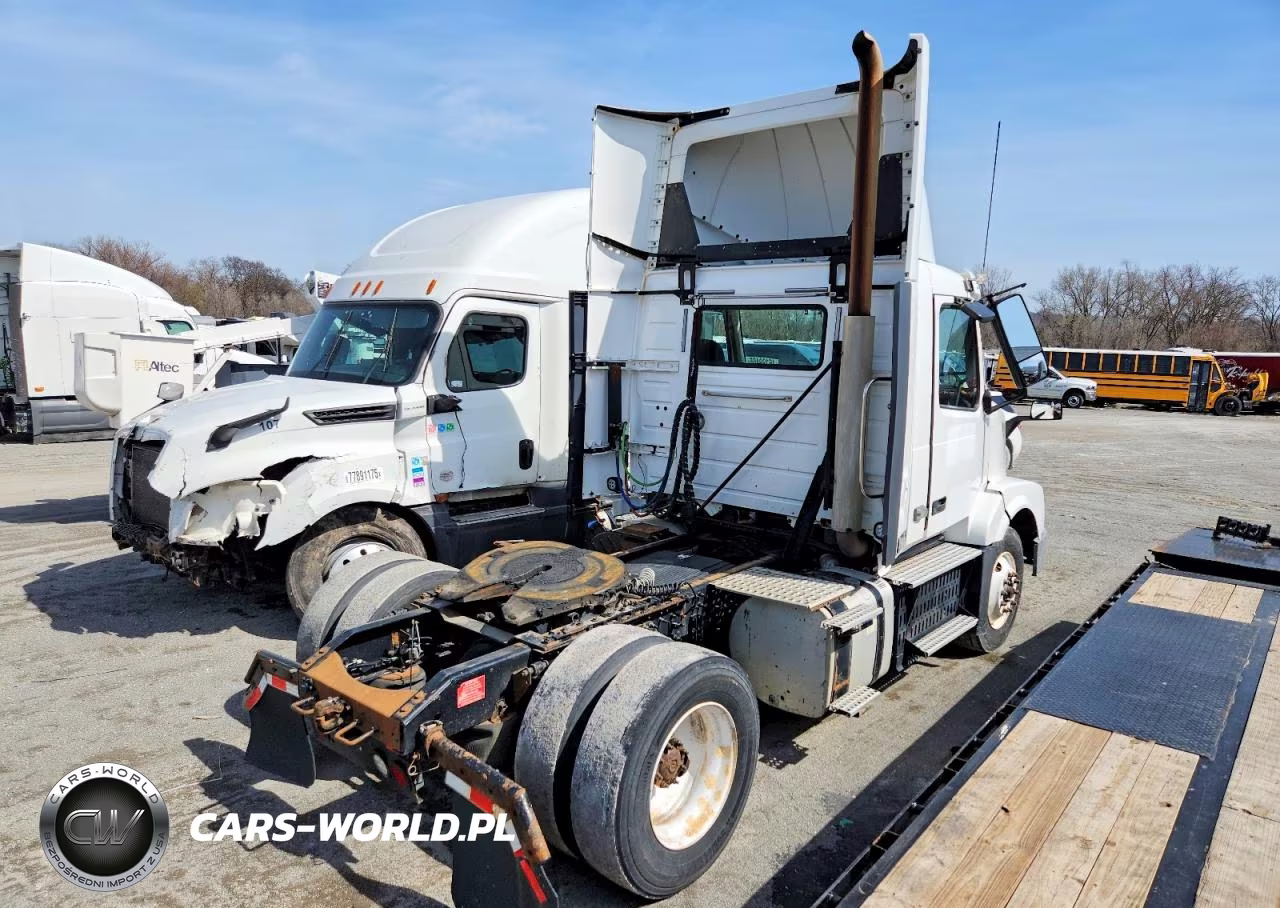 2017 Volvo Vnl Semi Truck VIN:4V4N39TGXHN988160 - 4