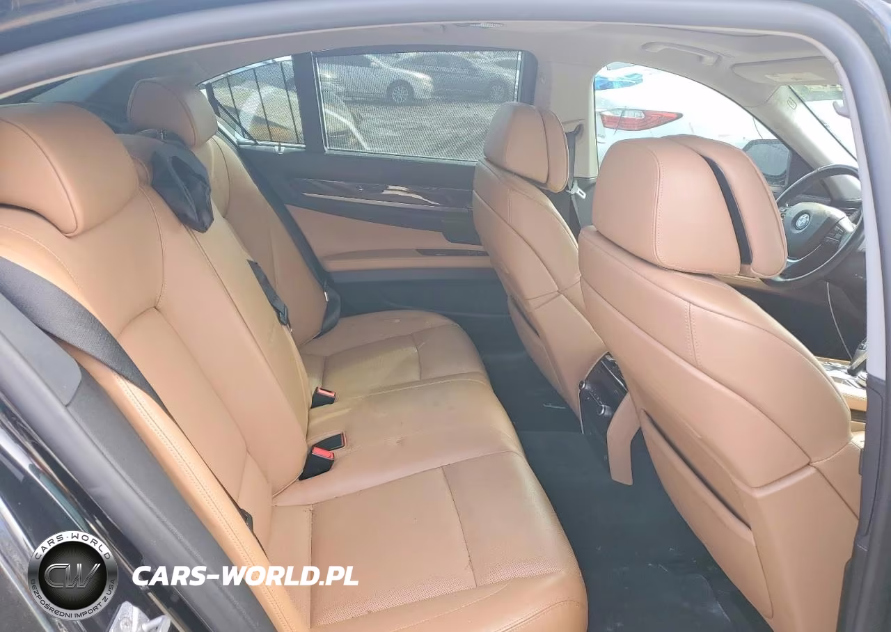 2012 BMW 750 Xi VIN:WBAKC6C59CC395693 - 10