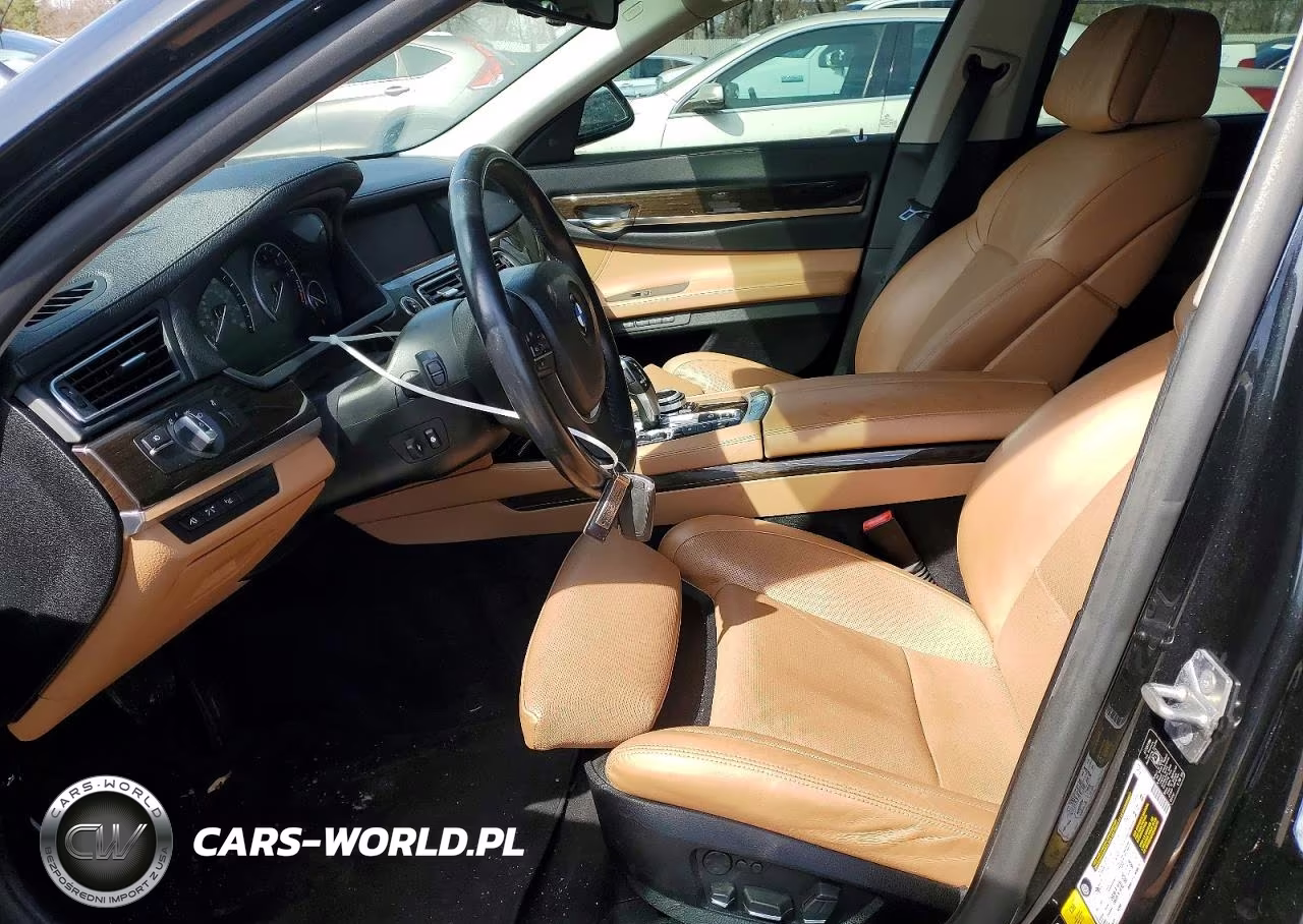 2012 BMW 750 Xi VIN:WBAKC6C59CC395693 - 7