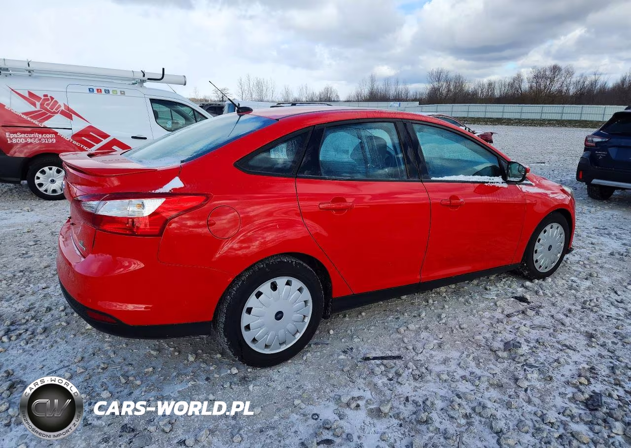 2014 Ford Focus Se VIN:1FADP3F25EL393965 - 3