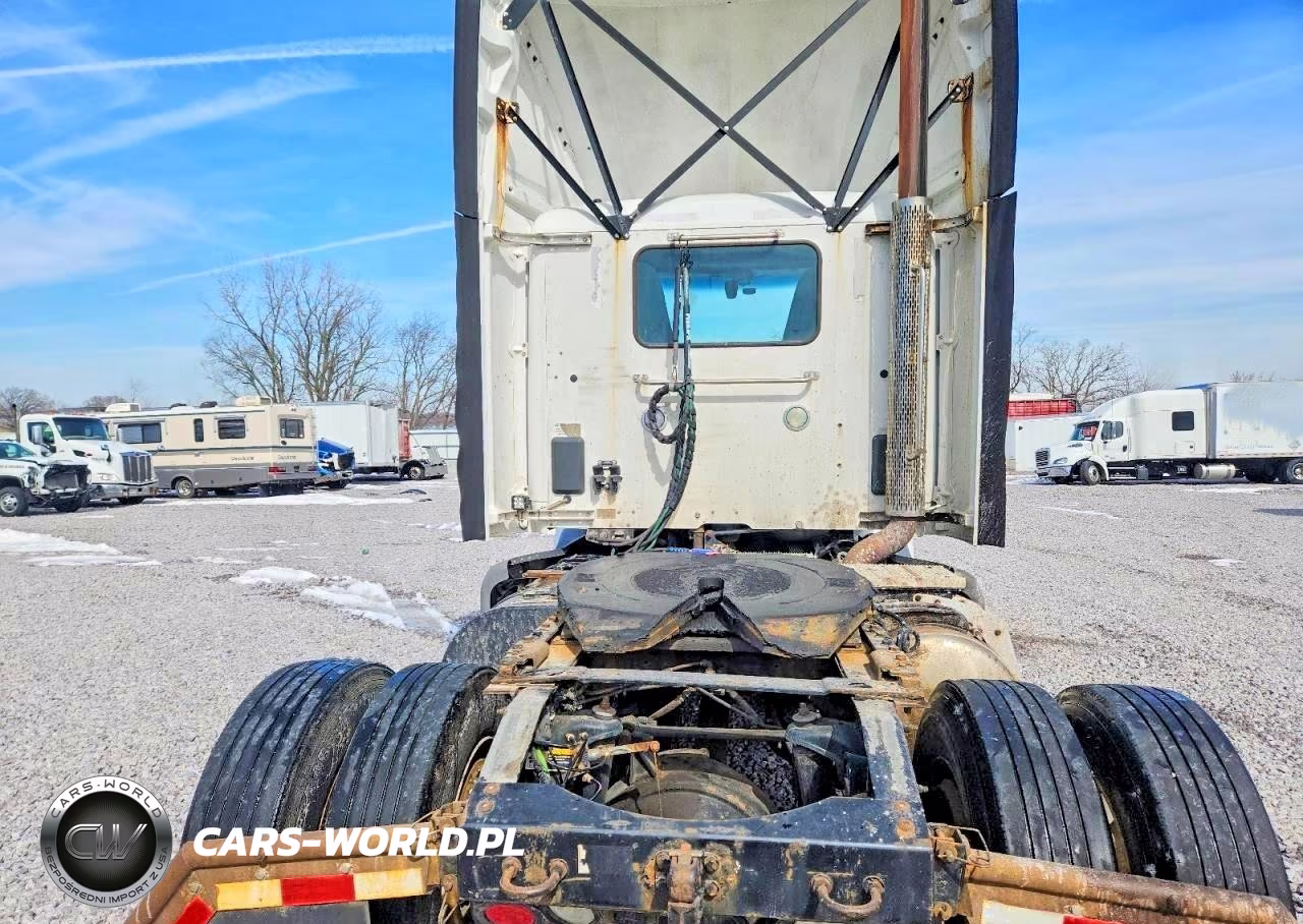 2017 Peterbilt 579 Semi Truck VIN:1XPBA48XXHD429003 - 6