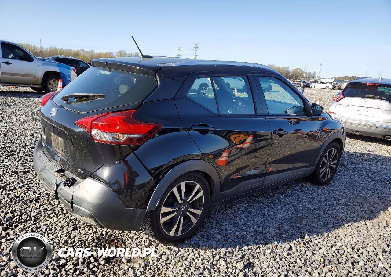 2019 Nissan Kicks Sv VIN:3N1CP5CU6KL493521 - 3