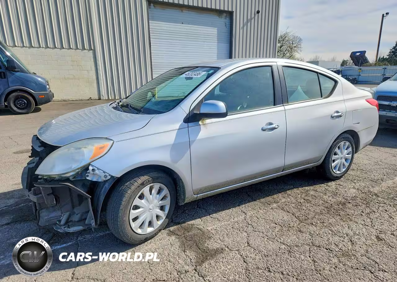 2013 Nissan Versa 1.6 Sv