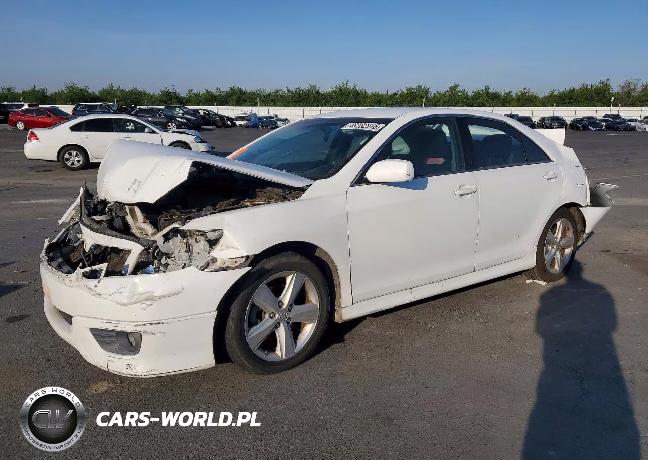 2010 Toyota Camry Se – zdjęcie 1 z 12