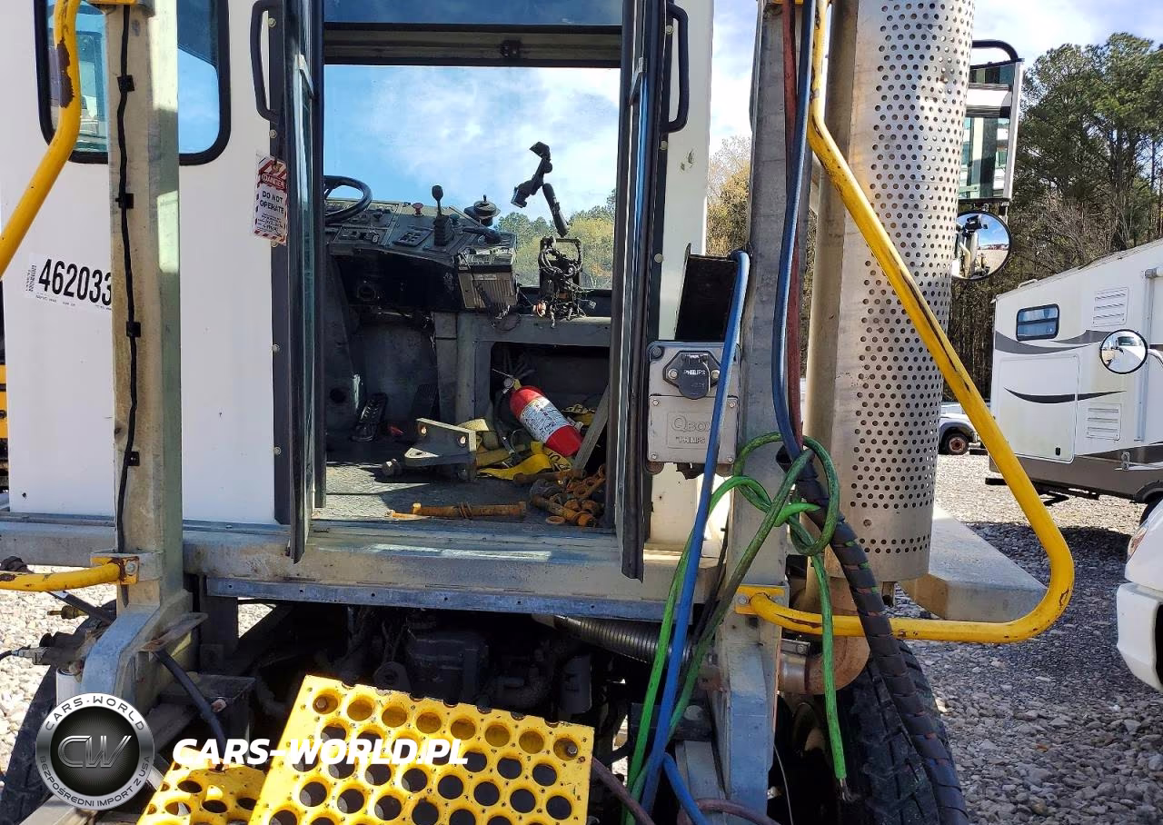 2014 Tico Prospotter Yard Truck VIN:1T9NS5A8QER825422 - 6