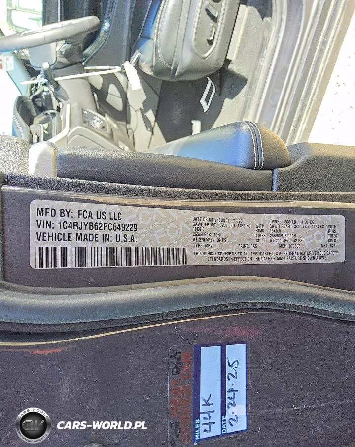 2023 Jeep Grand Cherokee Limited 4Xe VIN:1C4RJYB62PC649229 - 14