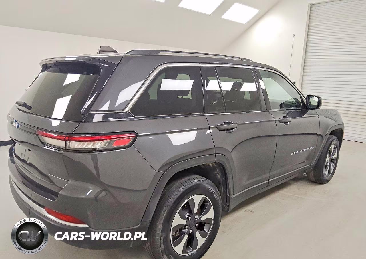 2023 Jeep Grand Cherokee Limited 4Xe VIN:1C4RJYB62PC649229 - 3