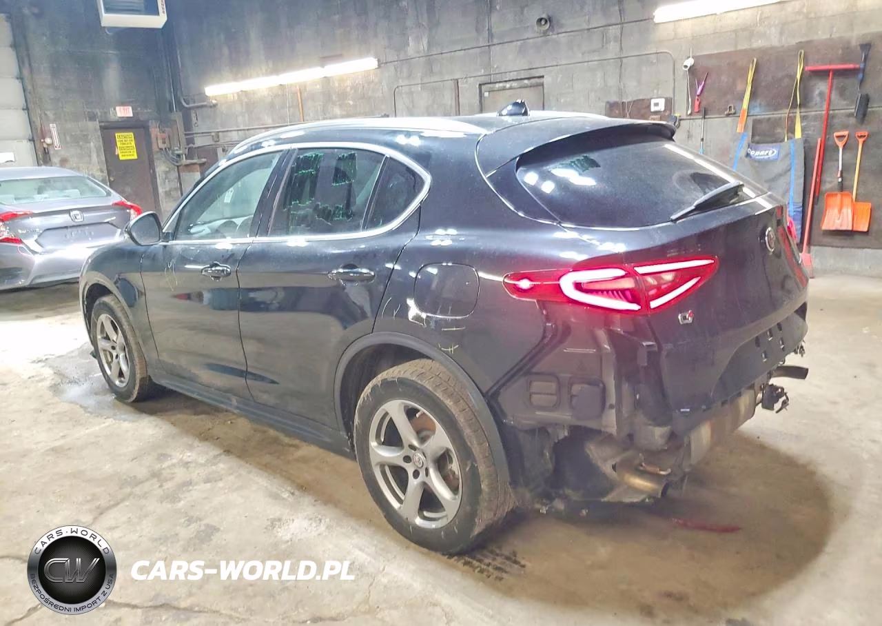 2021 Alfa Romeo Stelvio Sport VIN:ZASPAKAN5M7D11428 - 2