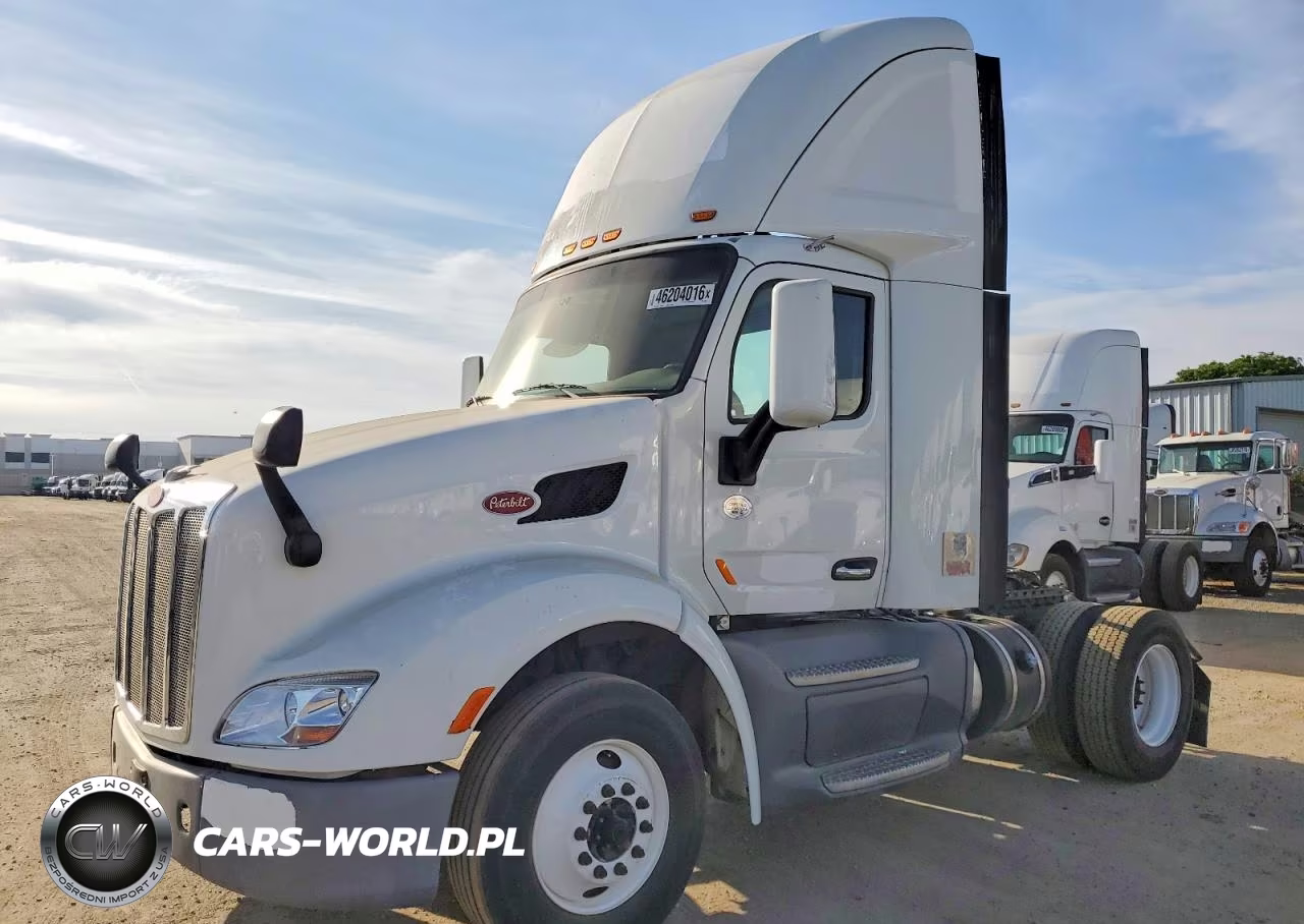 2017 Peterbilt 579 Semi Truck VIN:1XPBA48X1HD428614 - 2