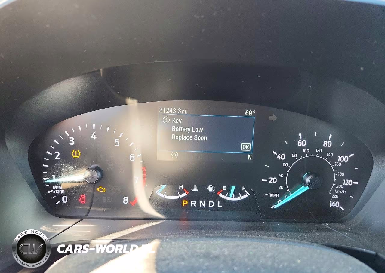 2020 Ford Escape Se VIN:1FMCU9G65LUB80746 - 9