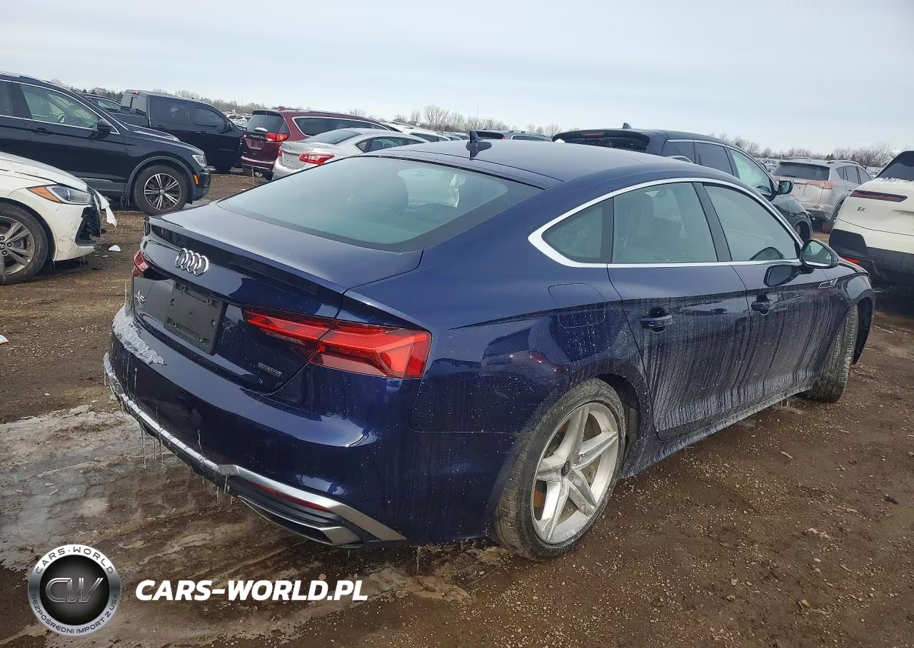 2022 Audi A5 Premium 45 VIN:WAUDACF59NA008325 - 3