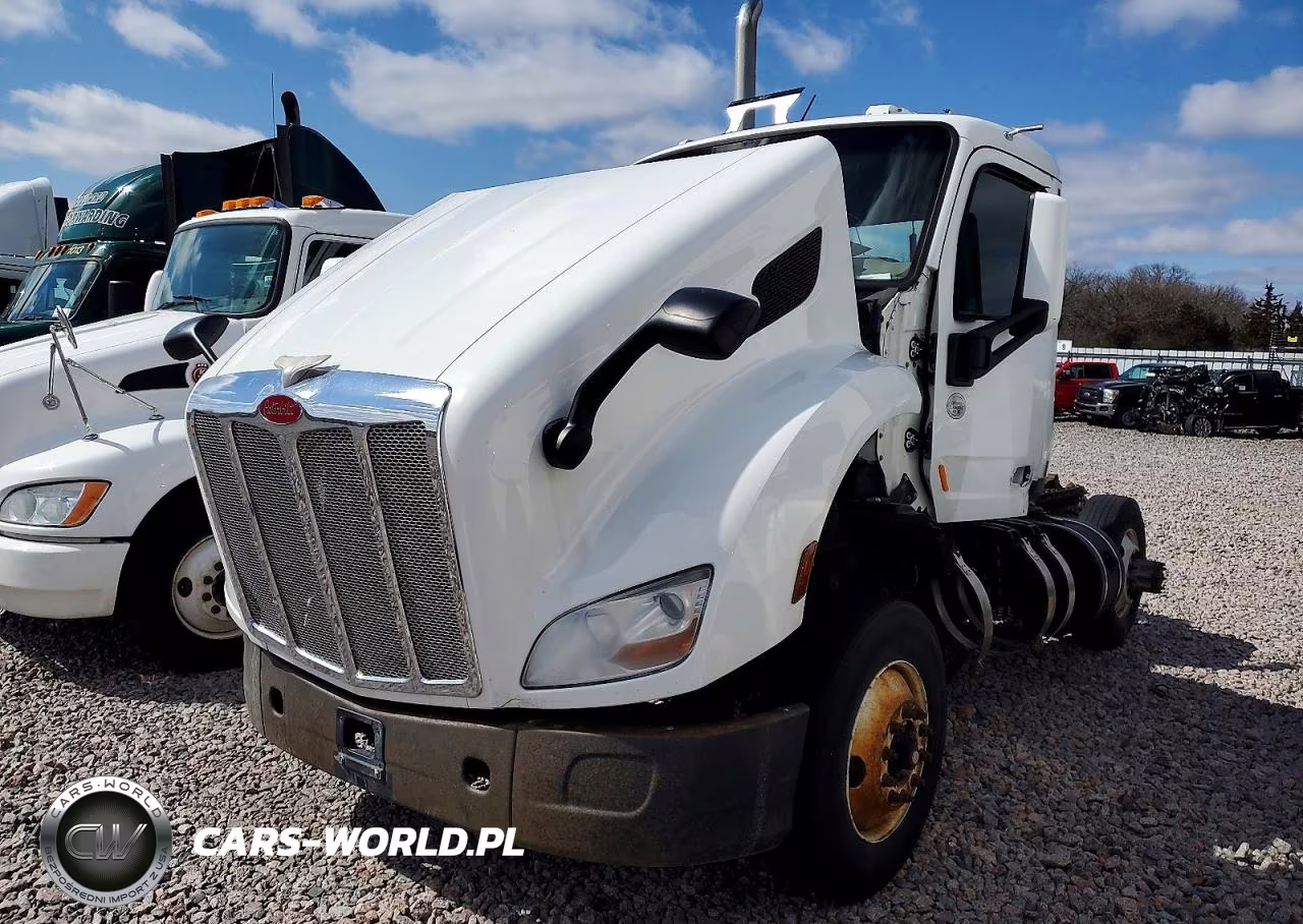 2018 Peterbilt 579 Truck Cab And Chassis VIN:1XPBA48X8JD446484 - 2