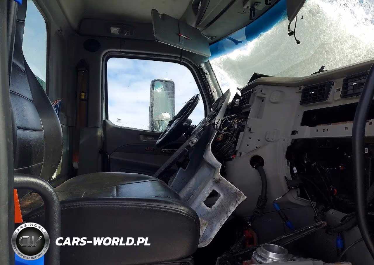 2018 Peterbilt 579 Truck Cab And Chassis VIN:1XPBA48X8JD446484 - 5