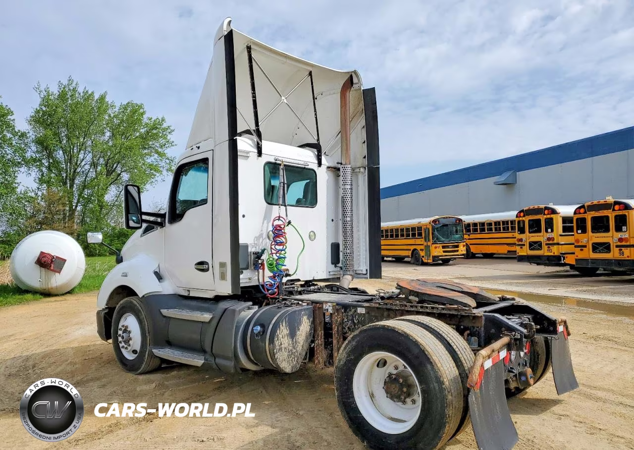 2016 Kenworth T680 Semi Truck VIN:1XKYA48XXGJ496331 - 3