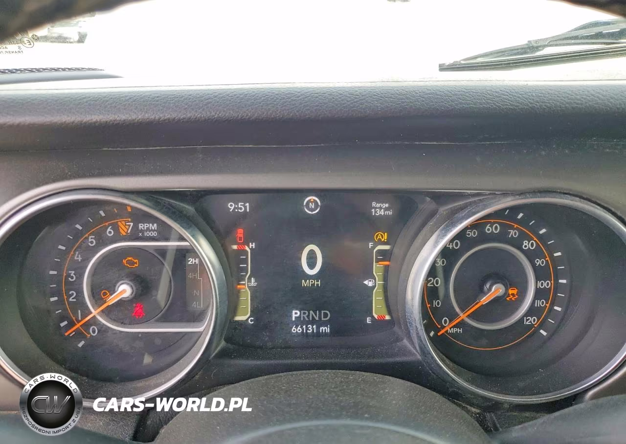 2021 Jeep Gladiator Sport VIN:1C6HJTAG6ML589788 - 9