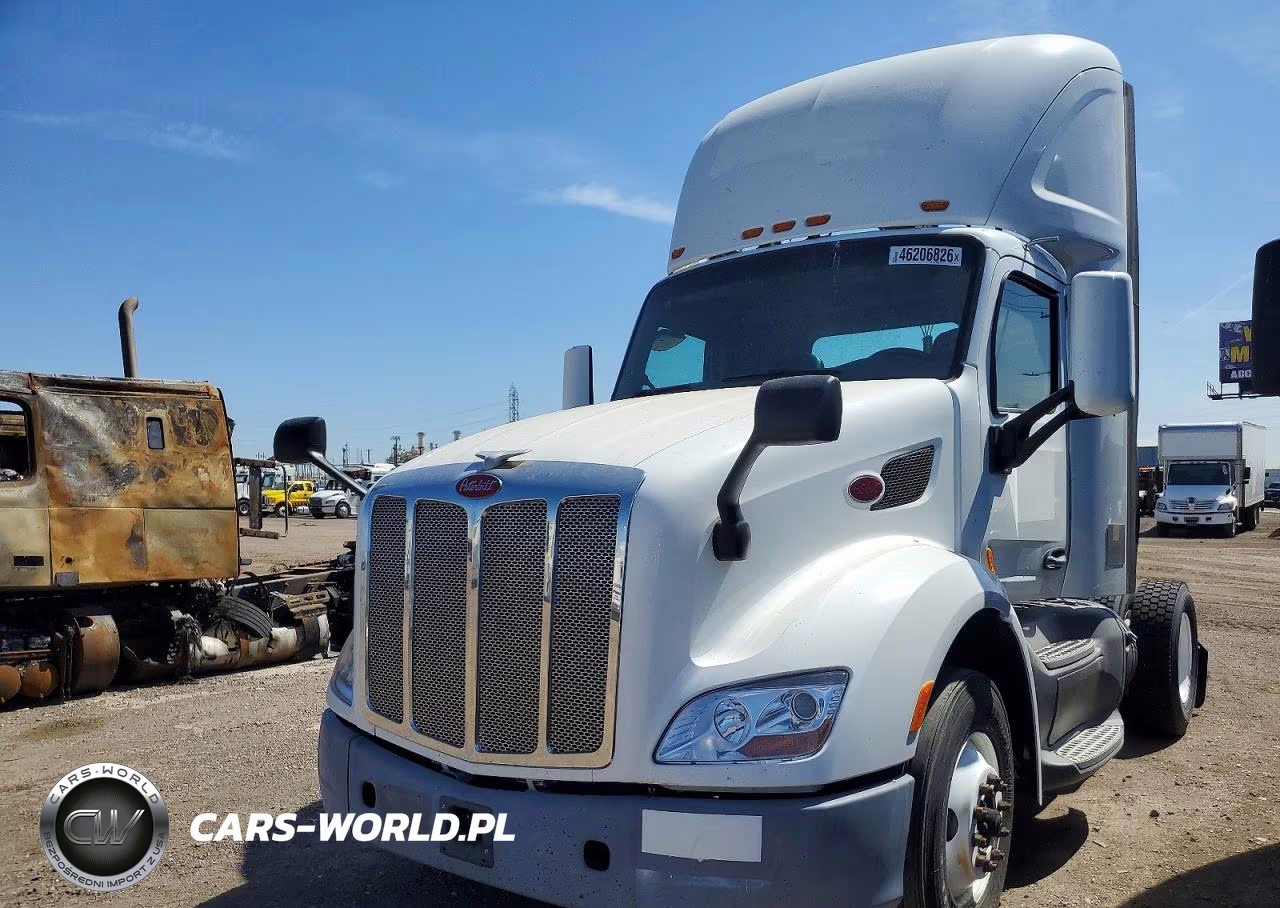 2018 Peterbilt 579 Semi Truck VIN:1XPBA48X6JD446421 - 2