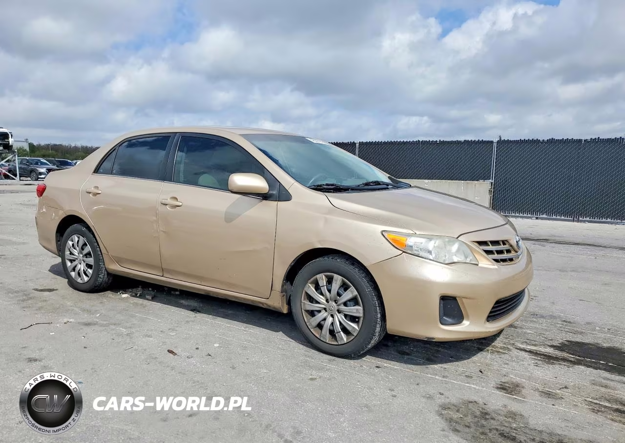 2013 Toyota Corolla Le VIN:2T1BU4EE4DC022961 - 4
