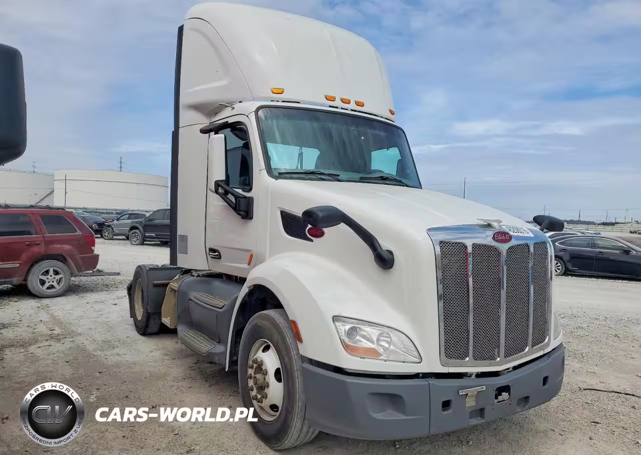 2019 Peterbilt 579 Semi Truck